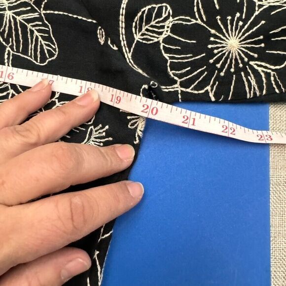 Carole Little M Floral Embroidered Career Top / Shirt/Jacket - Picture 6 of 7